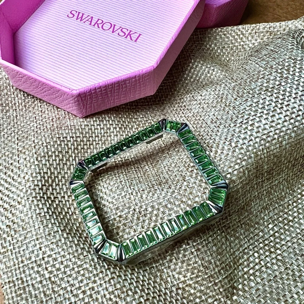 Swarovski Women’s Green Crystals Apple Watch Cover 40mm